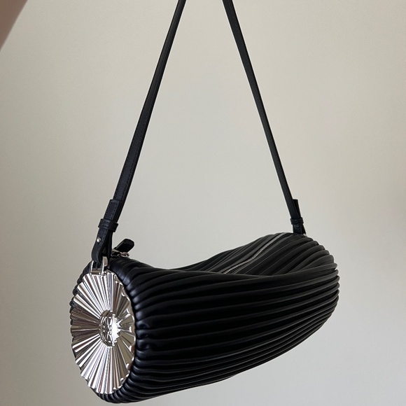 Loewe Bracelet Pouch with Silver Metal Plates - Picture 1 of 10